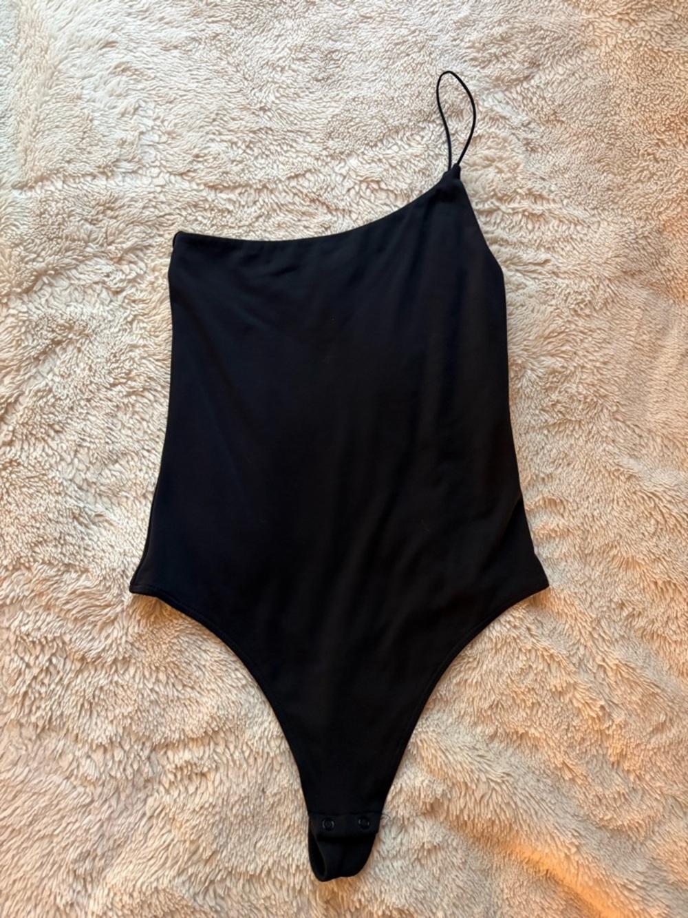 Aritzia Babaton Contour: One-Shoulder Black Bodysuit